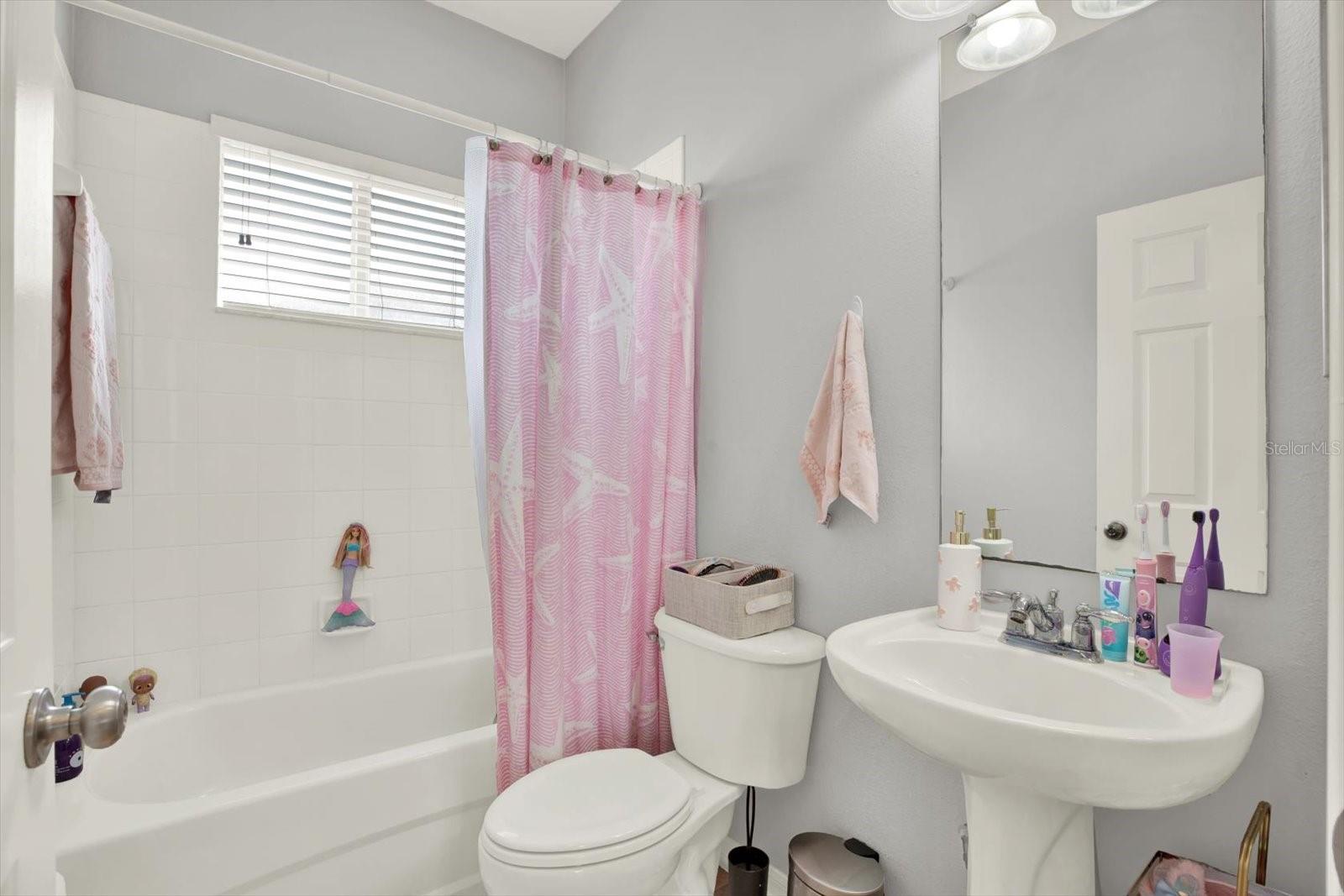 1605 AMARYLLIS CT — photo 17