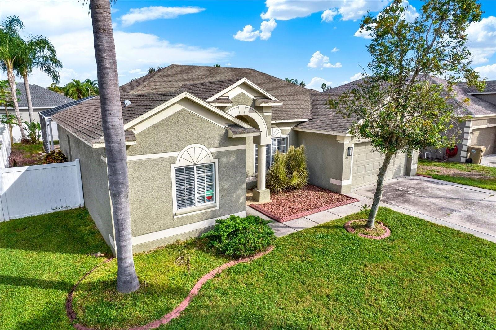 1605 AMARYLLIS CT — photo 3