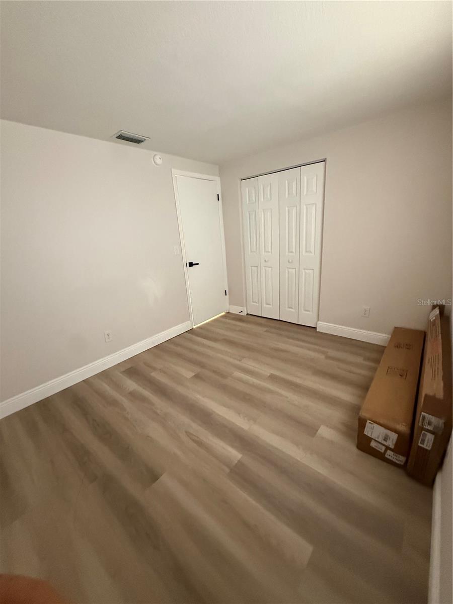 12418 QUEENSLAND LN — photo 10