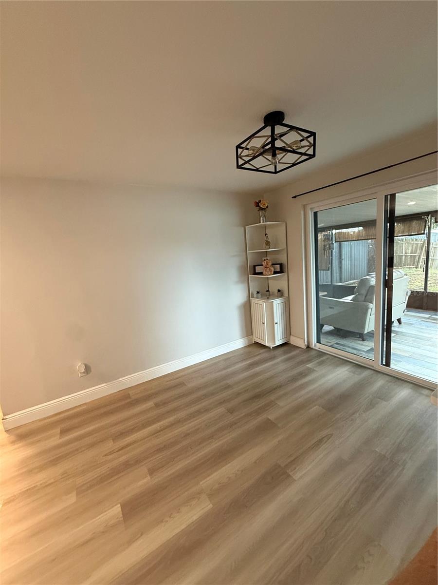 12418 QUEENSLAND LN — photo 22