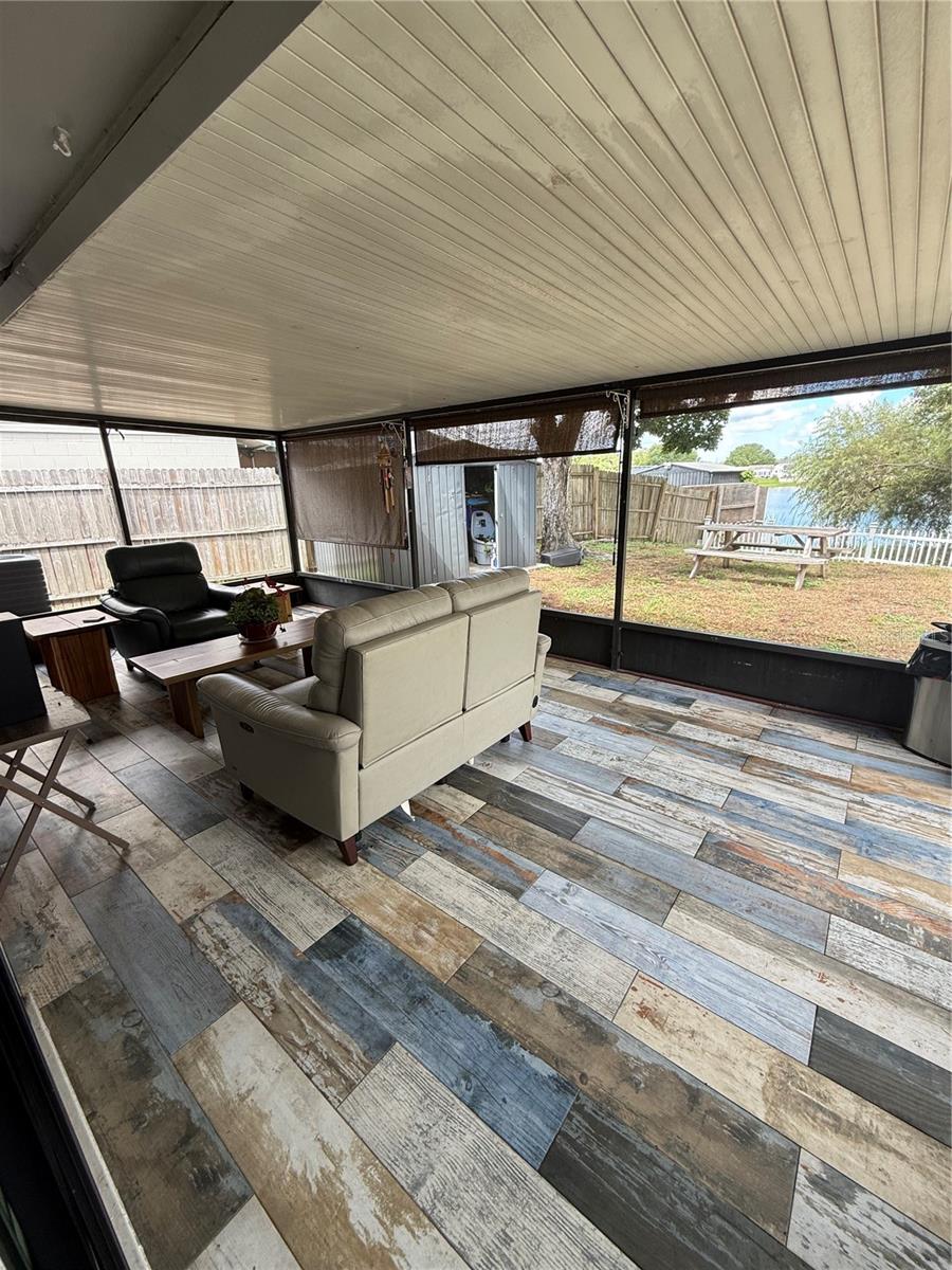 12418 QUEENSLAND LN — photo 13