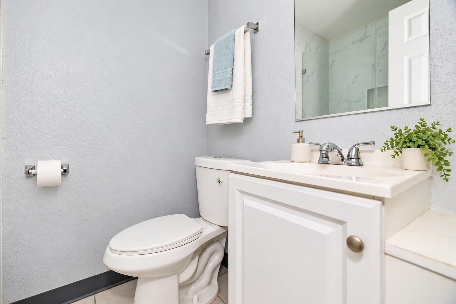 140 112TH AVE N #5 — photo 11