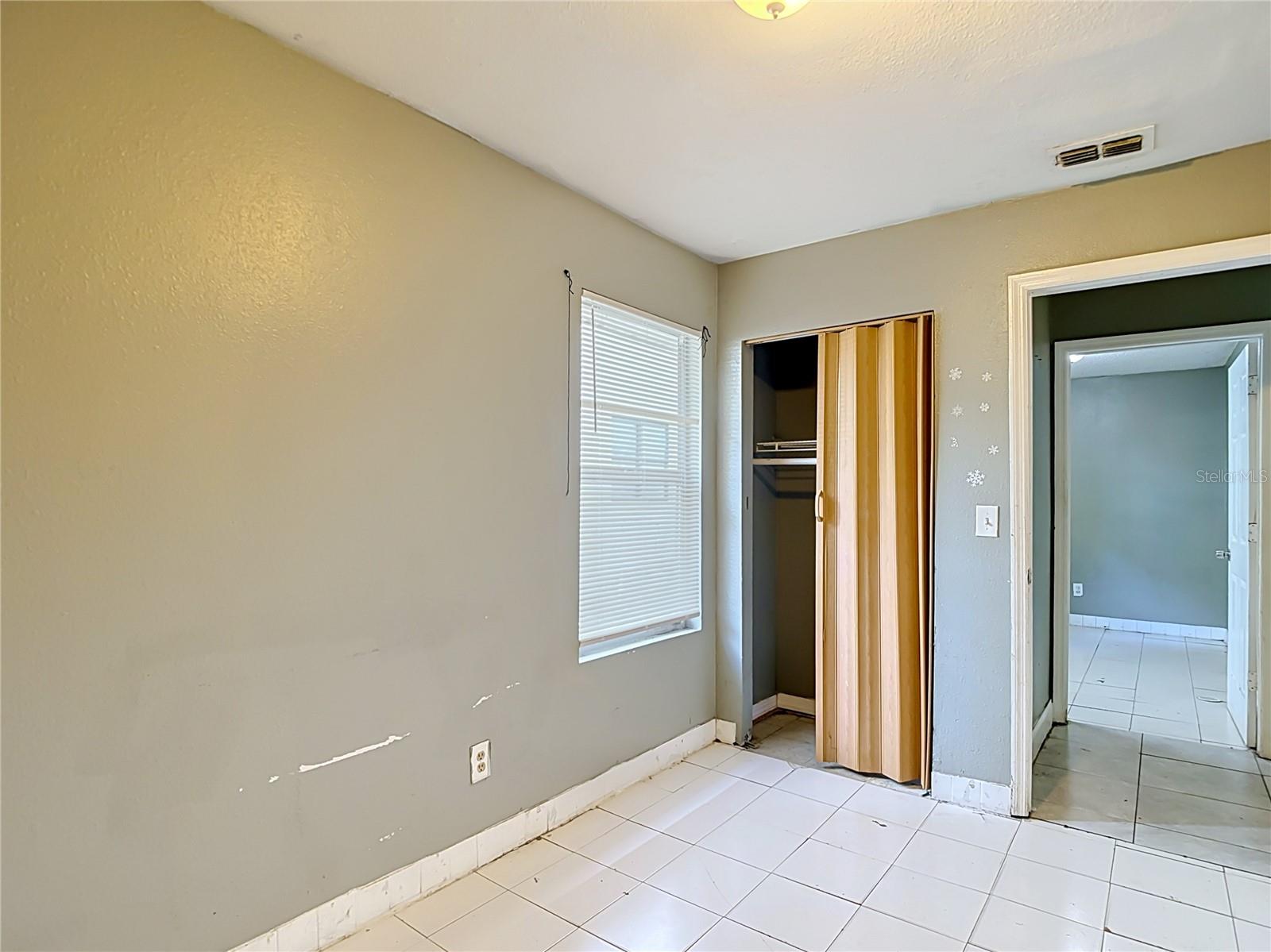 2705 E 22ND AVE — photo 14