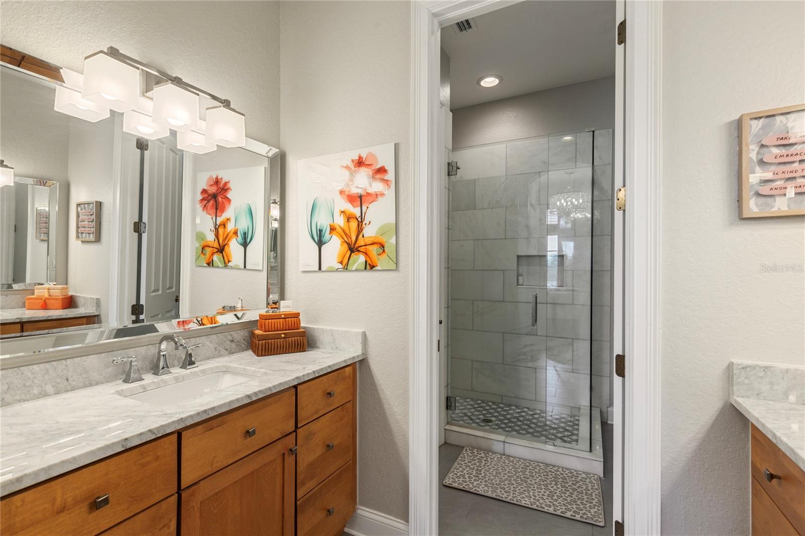 6013 BOWEN DANIEL DR #104 — photo 26