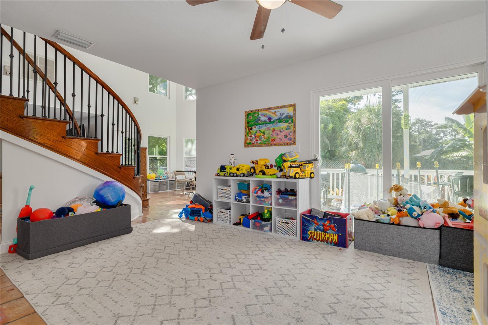874 SERPENTINE DR S — photo 16