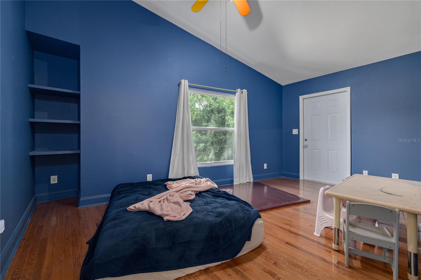 874 SERPENTINE DR S — photo 43