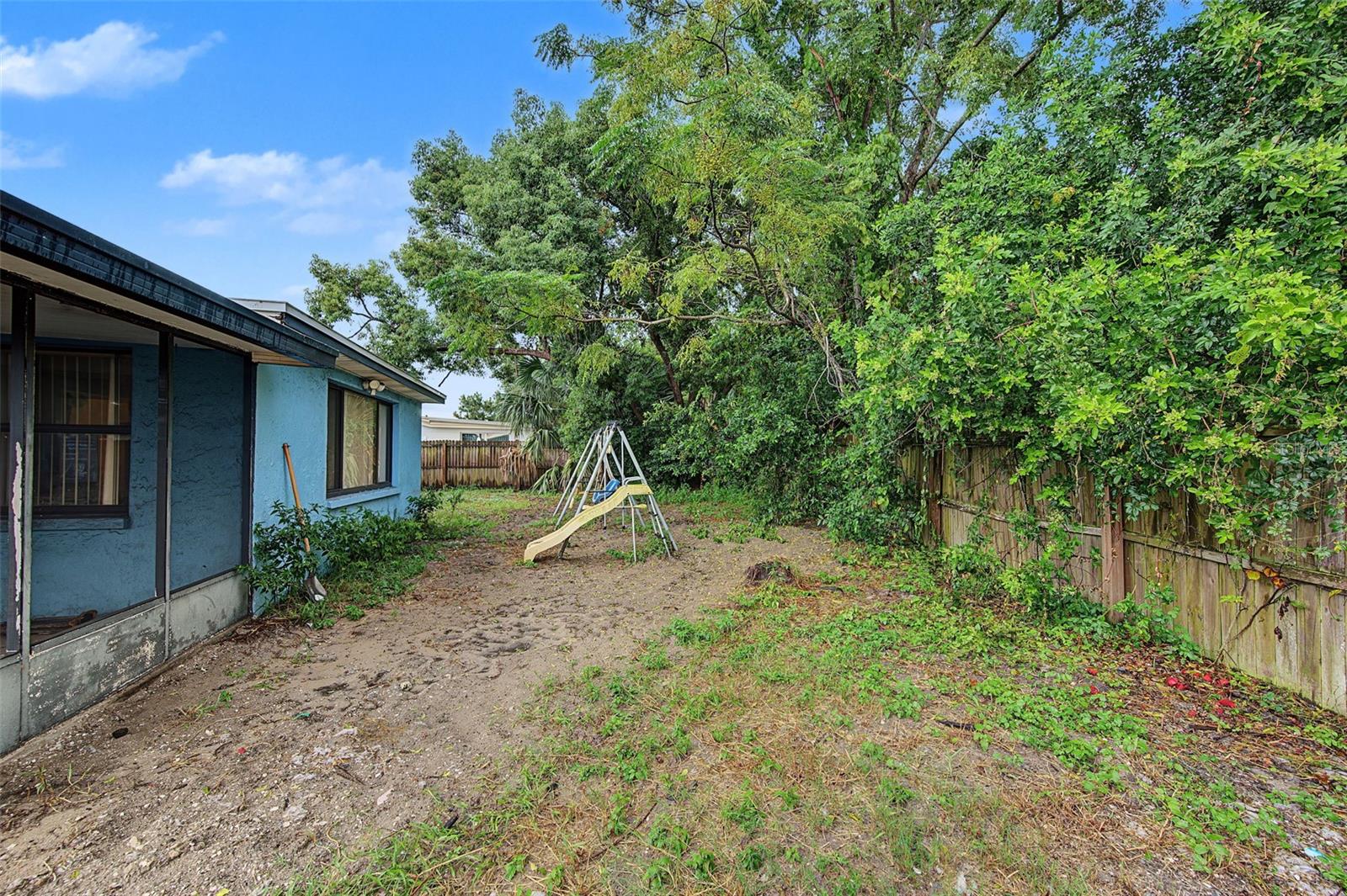 7234 ASHWOOD DR — photo 25