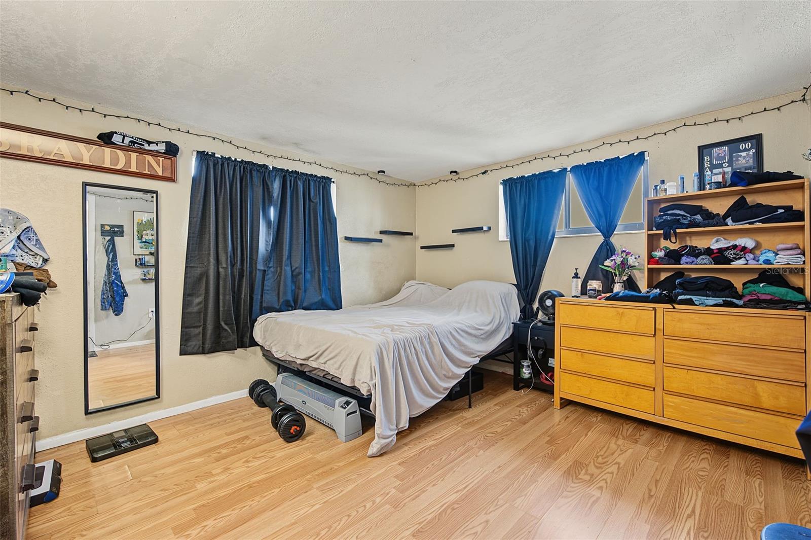 7234 ASHWOOD DR — photo 18