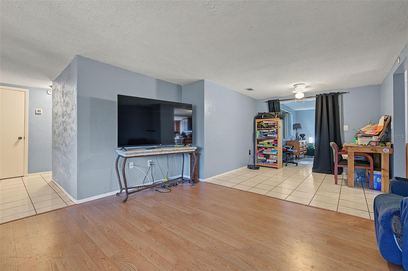 7234 ASHWOOD DR — photo 7
