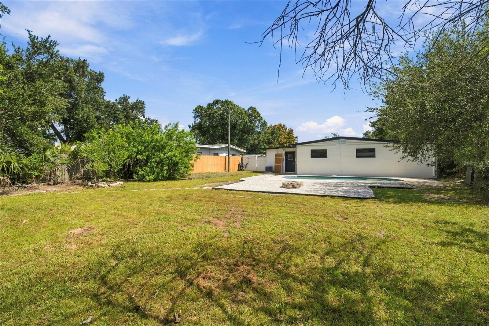 8862 ROBIN RD — photo 43