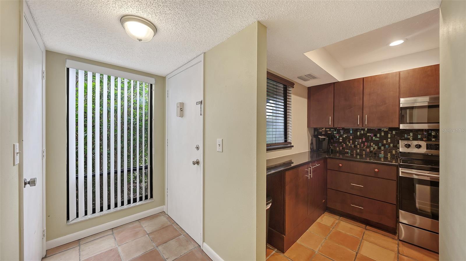 1708 GLENHOUSE DR #314 — photo 2