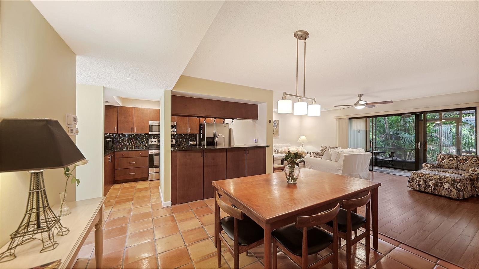 1708 GLENHOUSE DR #314 — photo 6