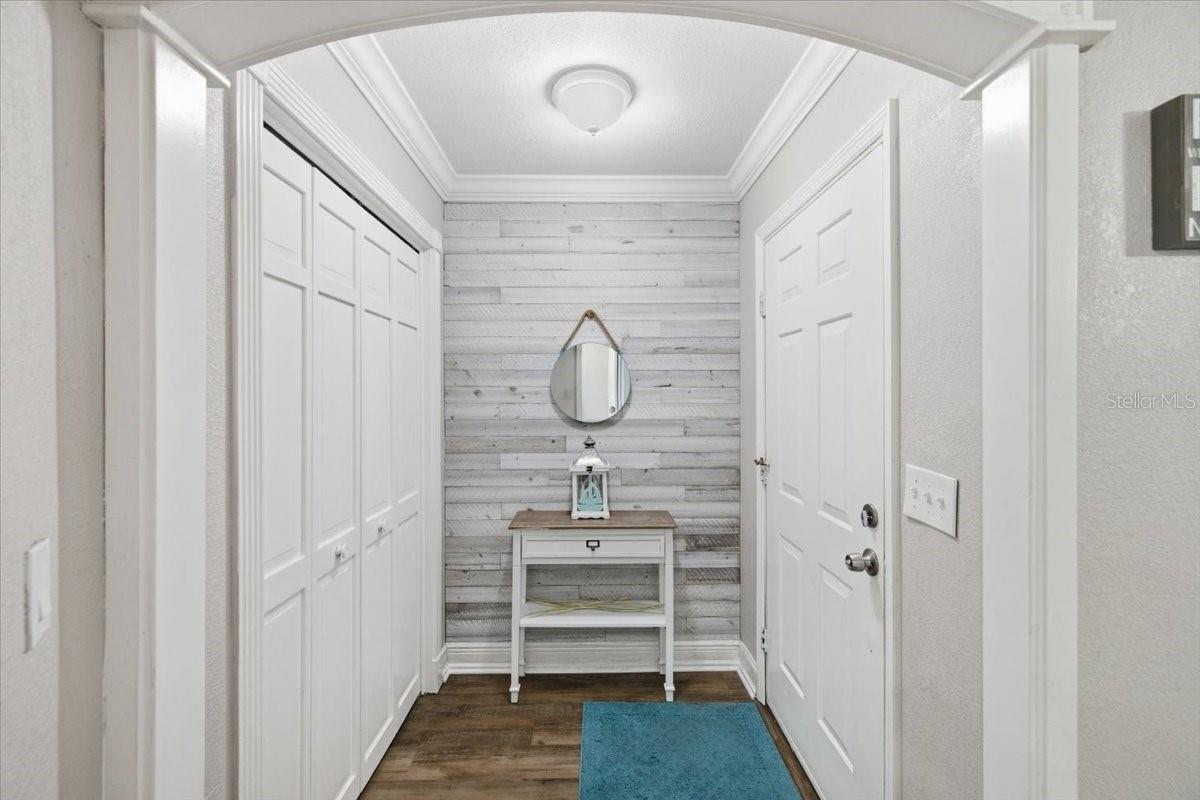 1801 ORCHID CT — photo 4