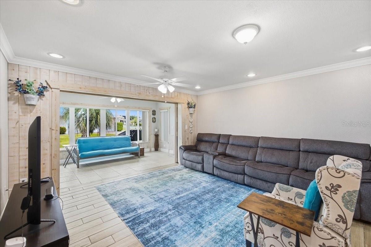1801 ORCHID CT — photo 23