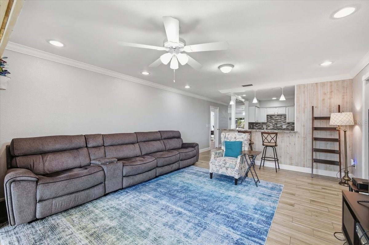 1801 ORCHID CT — photo 21