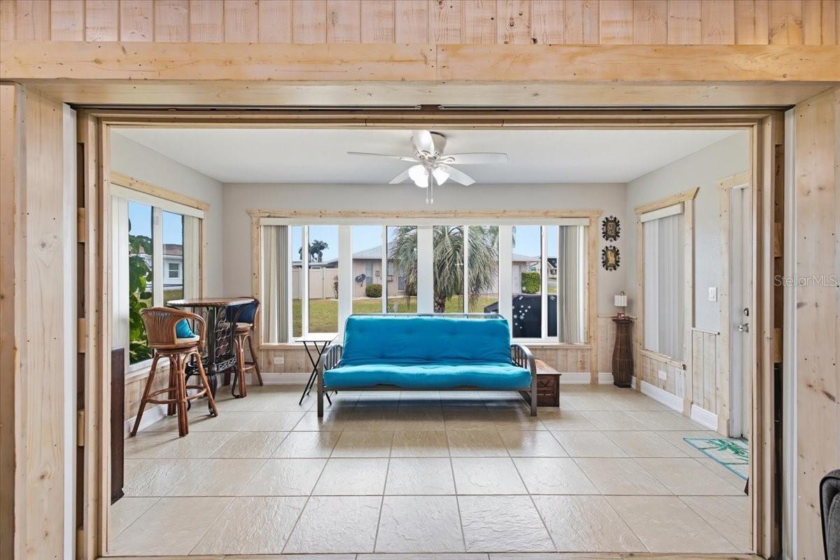 1801 ORCHID CT — photo 24