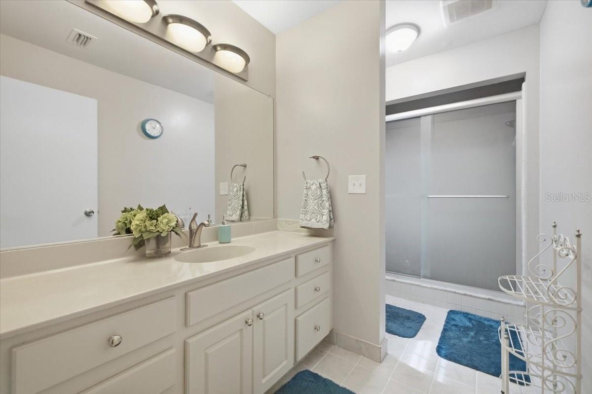 1801 ORCHID CT — photo 14
