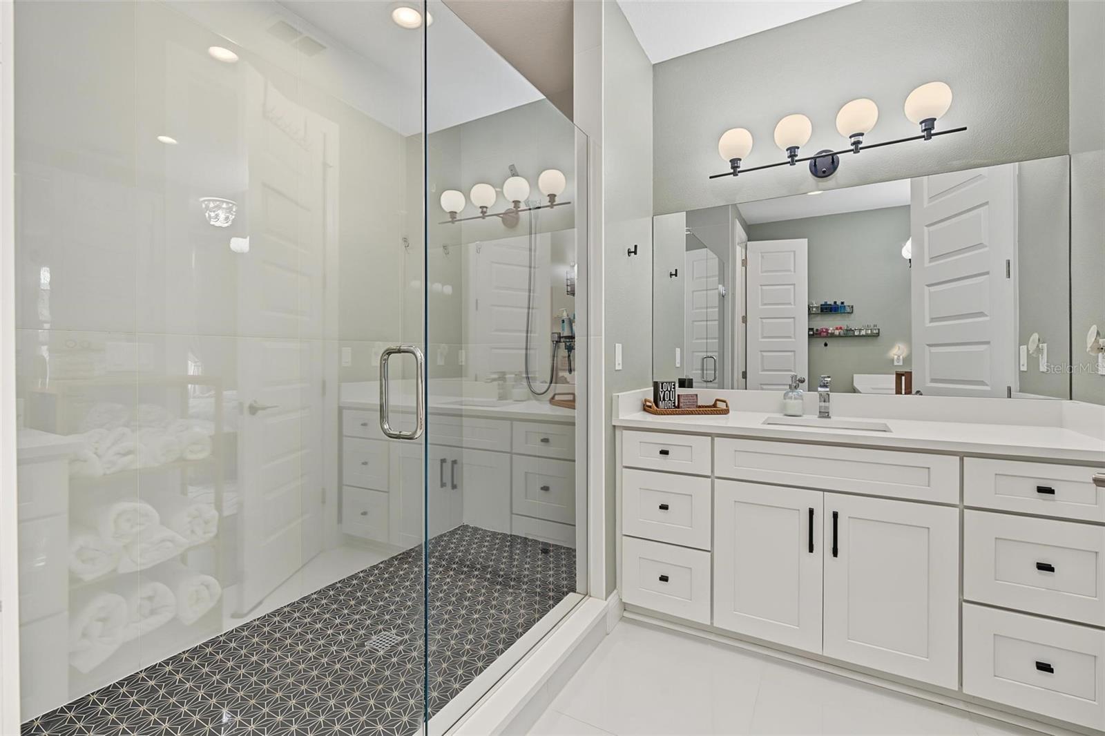 4215 W NORTH A ST #9 — photo 25