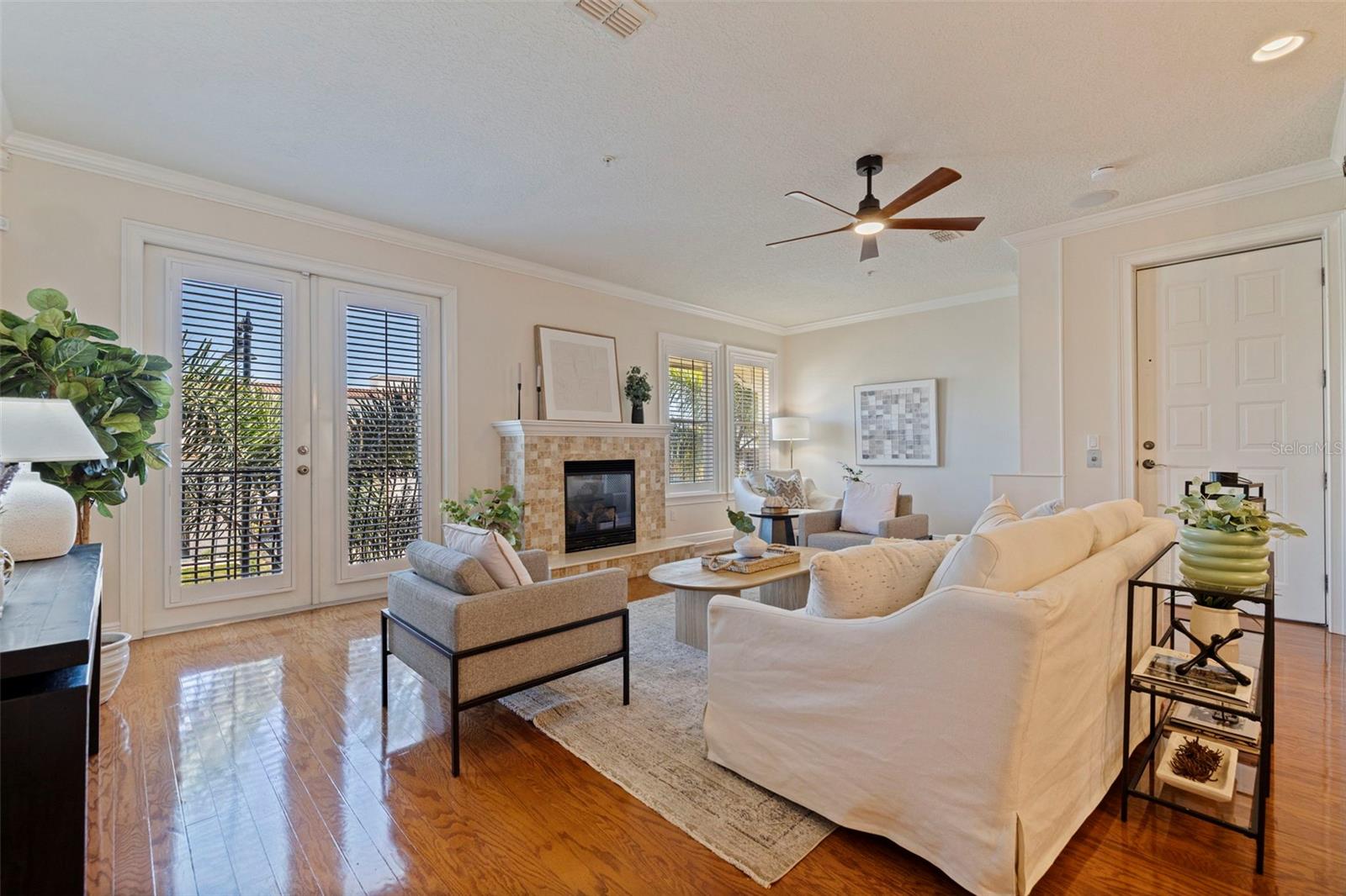 114 E DAVIS BLVD #4 — photo 16