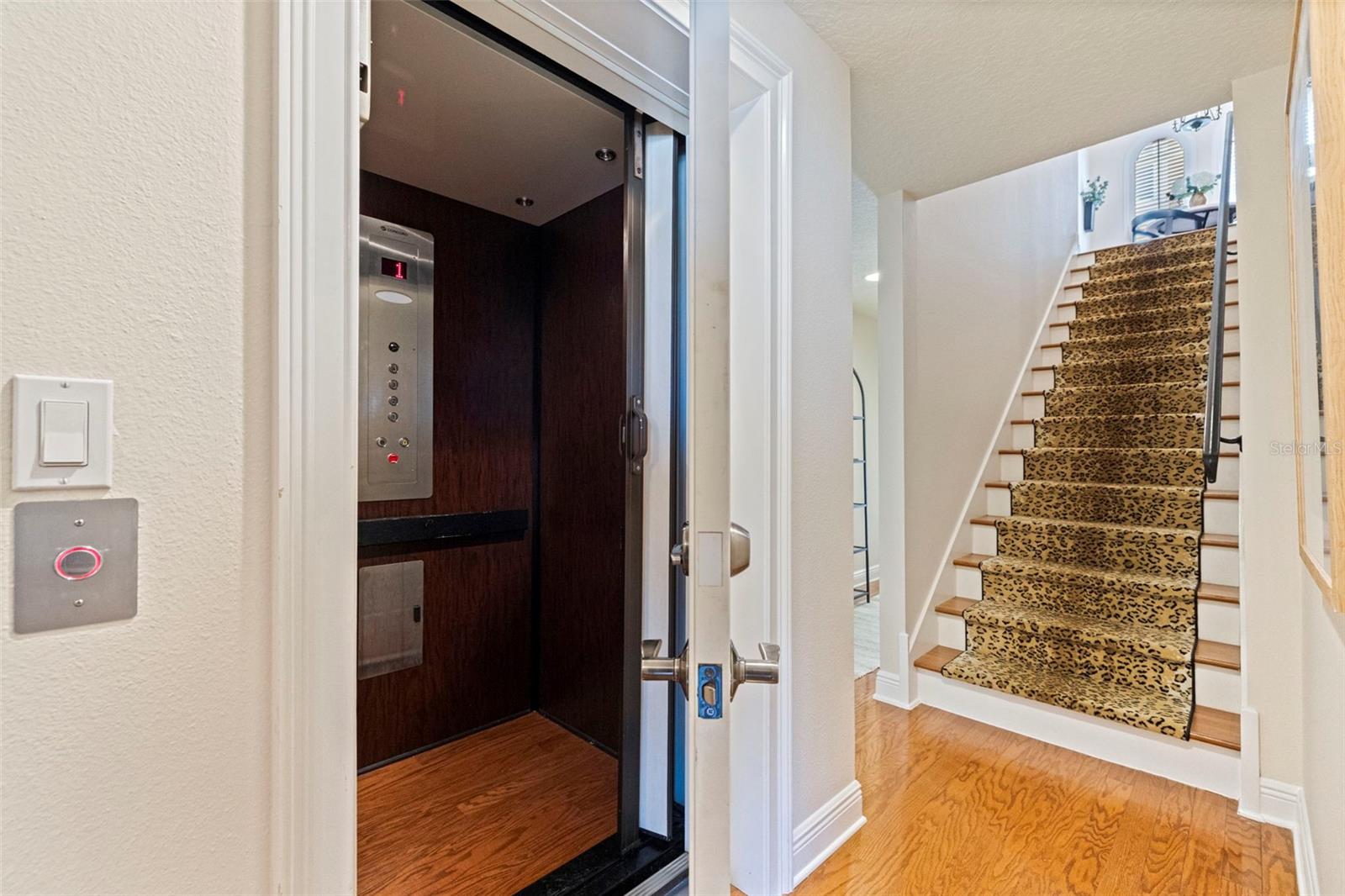 114 E DAVIS BLVD #4 — photo 41