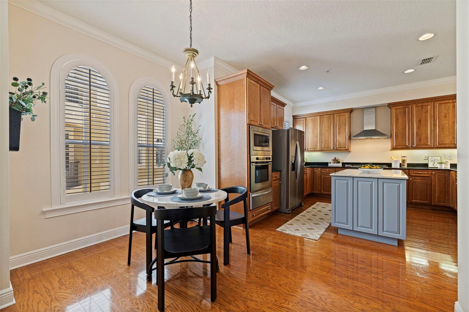114 E DAVIS BLVD #4 — photo 8