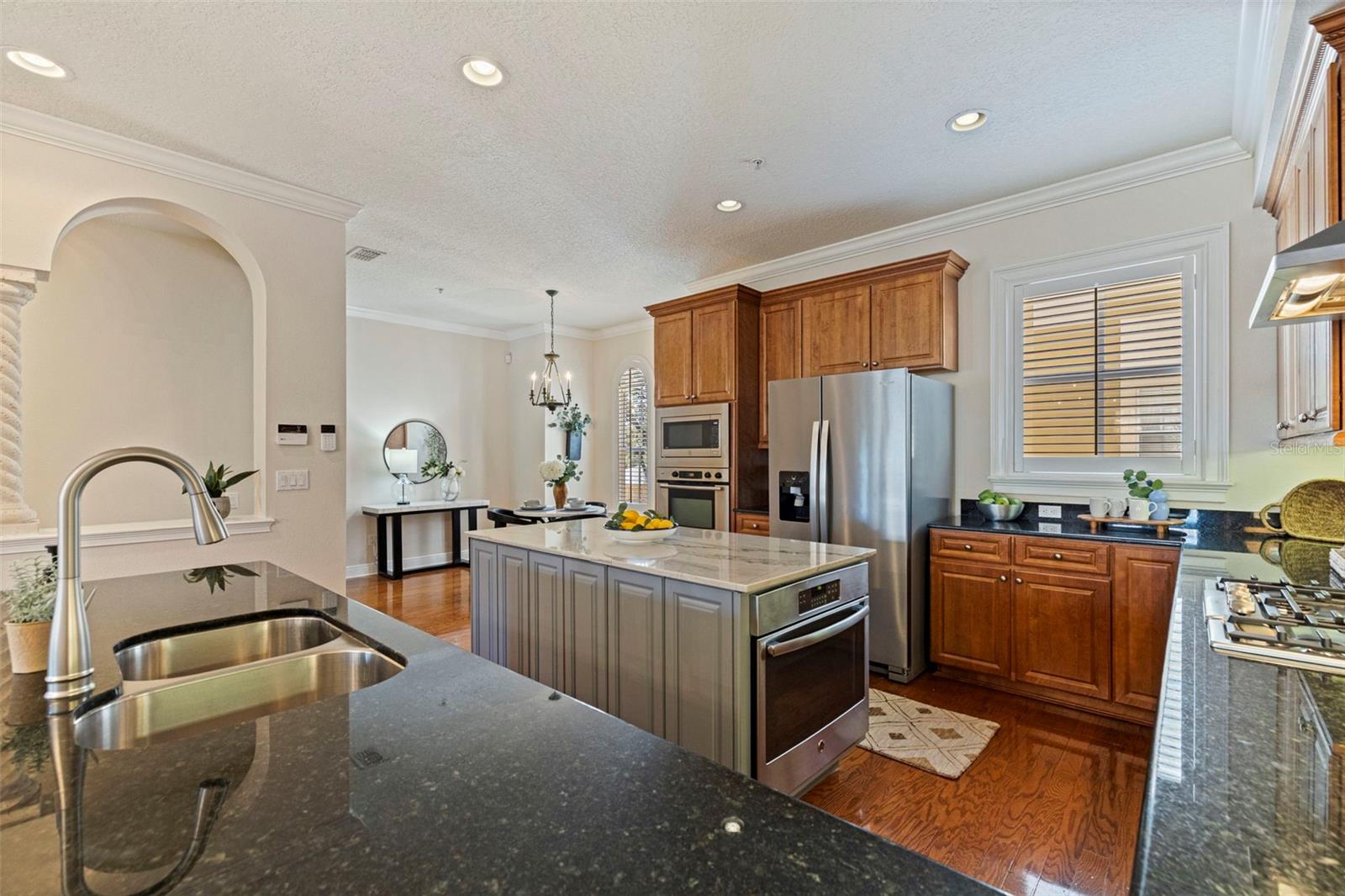 114 E DAVIS BLVD #4 — photo 22