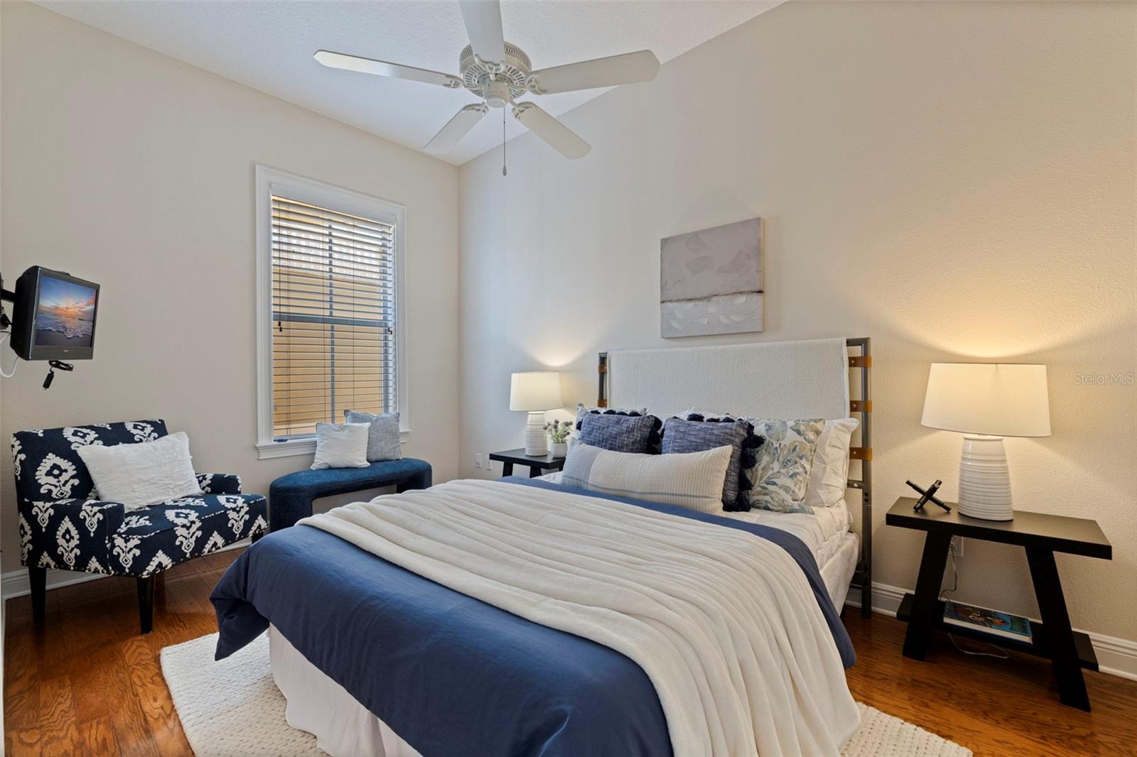 114 E DAVIS BLVD #4 — photo 35