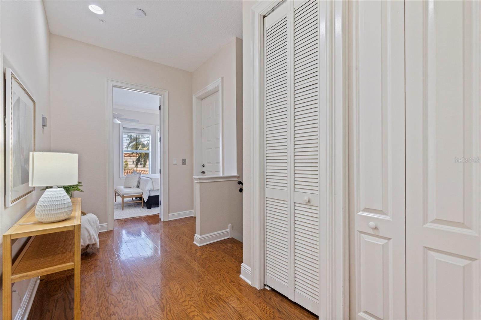 114 E DAVIS BLVD #4 — photo 28