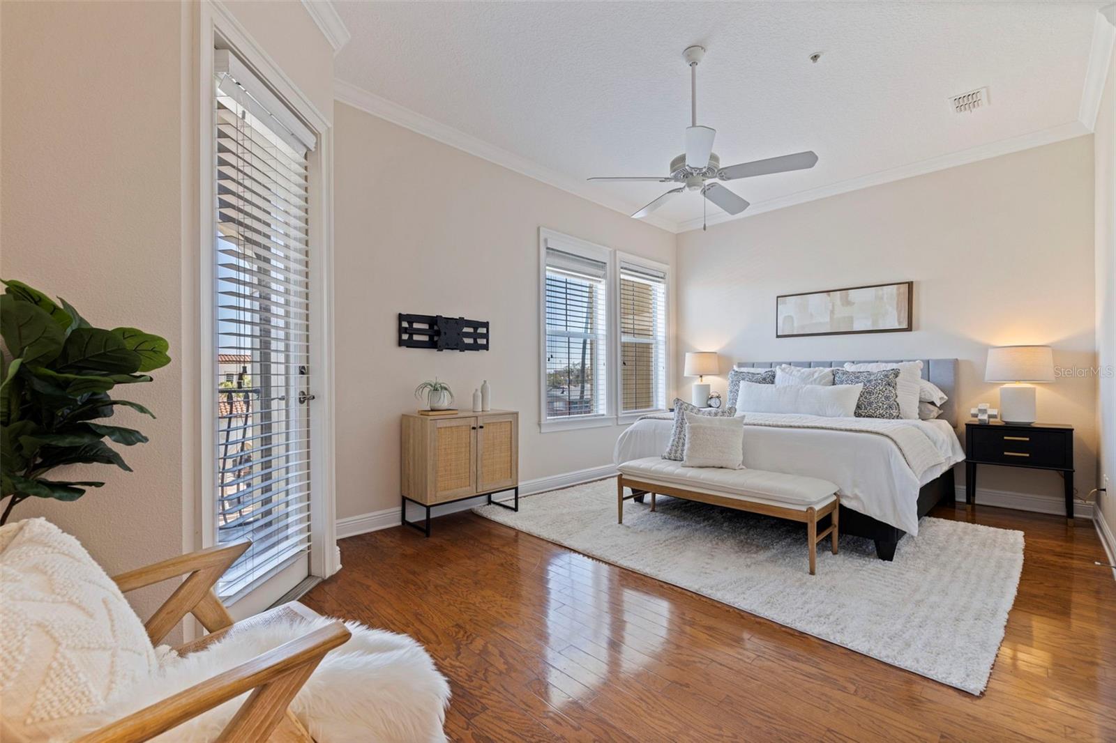 114 E DAVIS BLVD #4 — photo 9