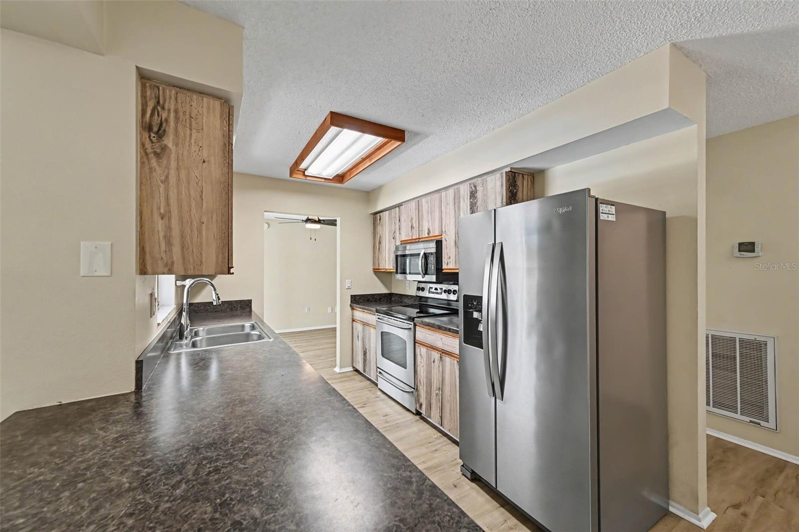 3809 KINGSTON BLVD — photo 13