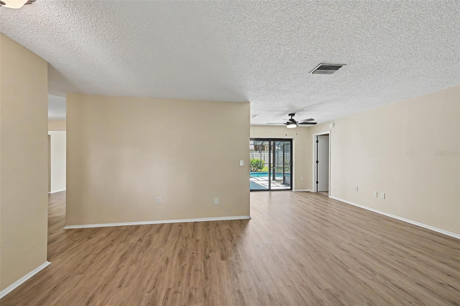 3809 KINGSTON BLVD — photo 6