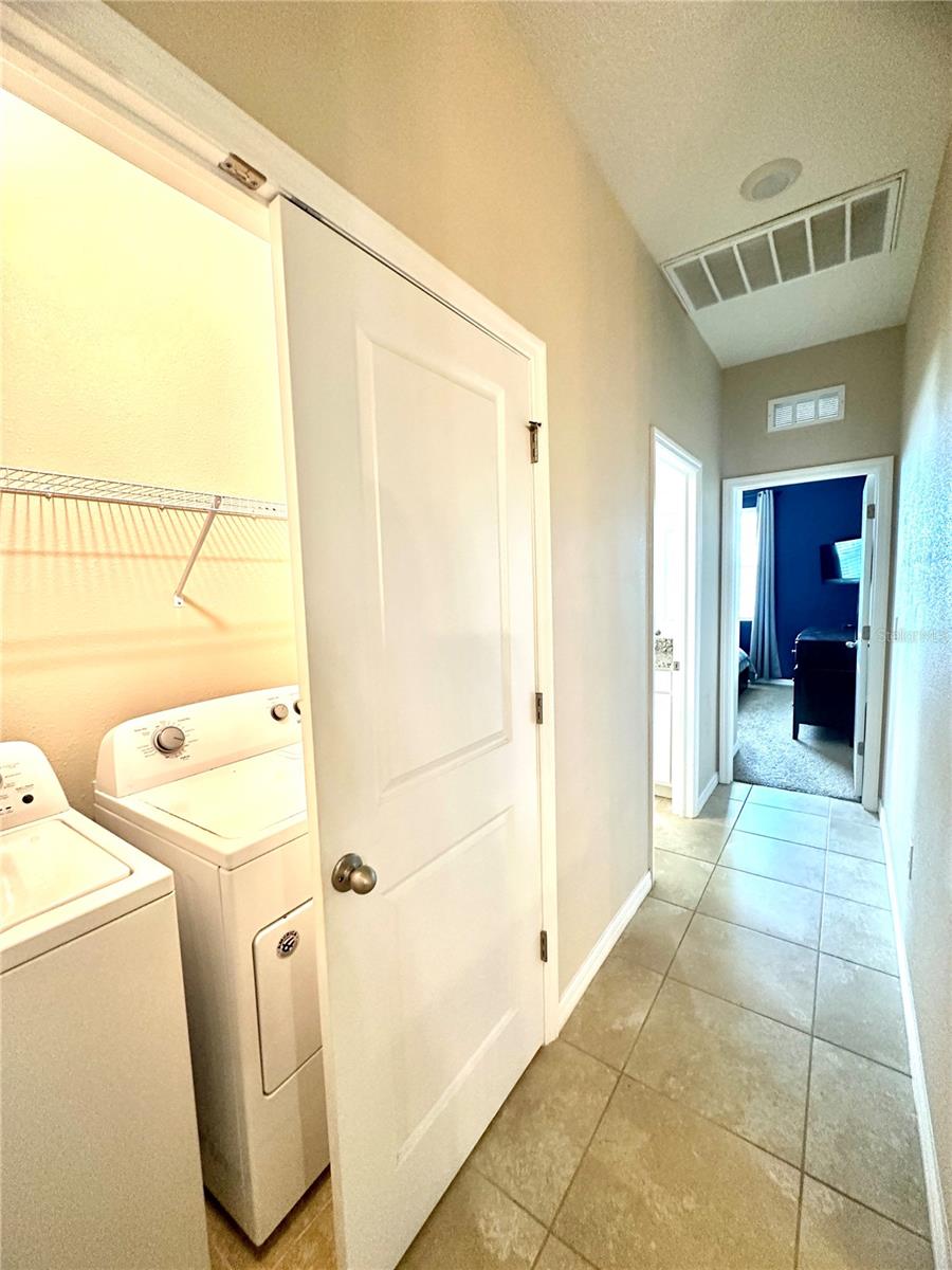 7684 STONEBROOK CIR — photo 15