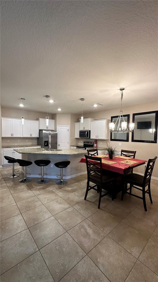 7684 STONEBROOK CIR — photo 12