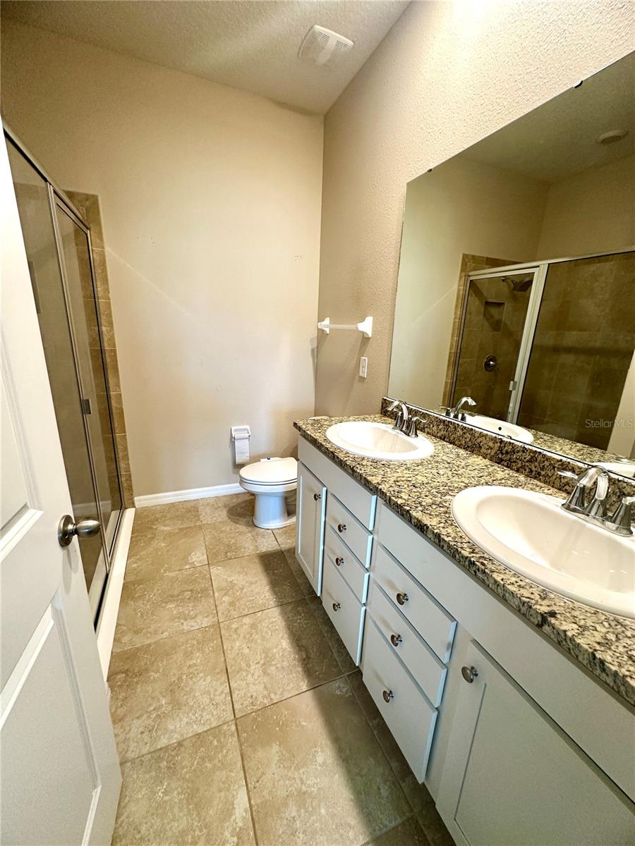 7684 STONEBROOK CIR — photo 21