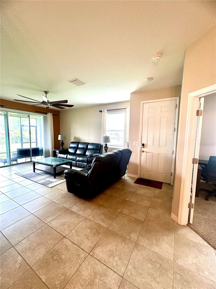 7684 STONEBROOK CIR — photo 6