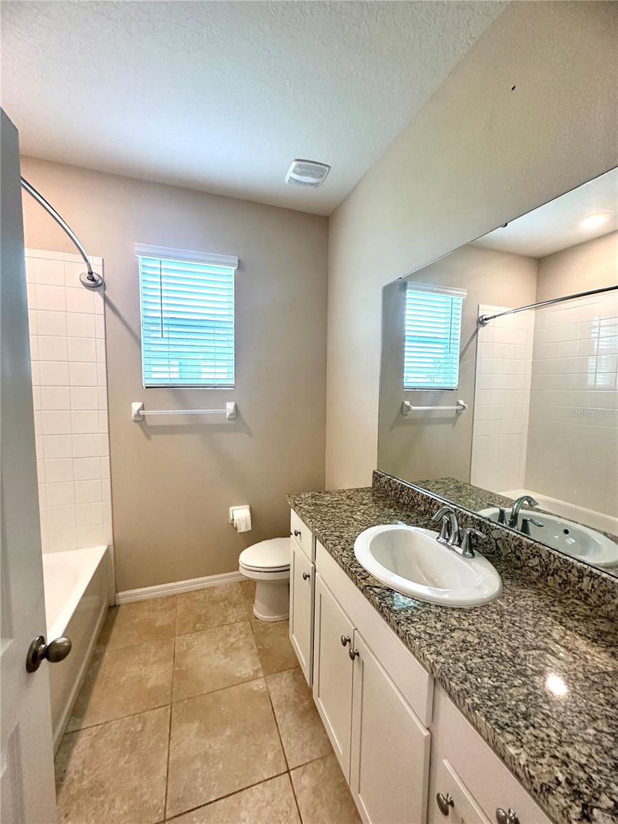 7684 STONEBROOK CIR — photo 16
