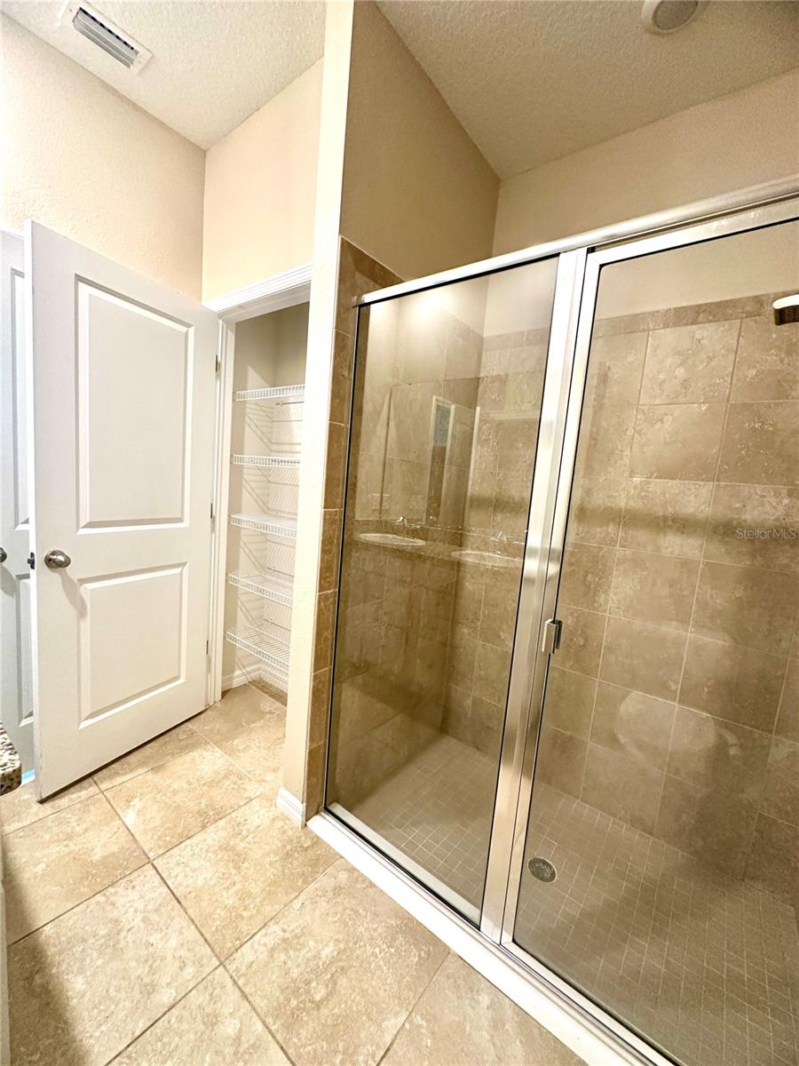 7684 STONEBROOK CIR — photo 22
