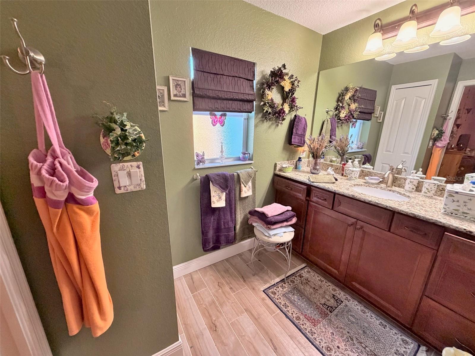 3123 CHIPLEY AVE — photo 13