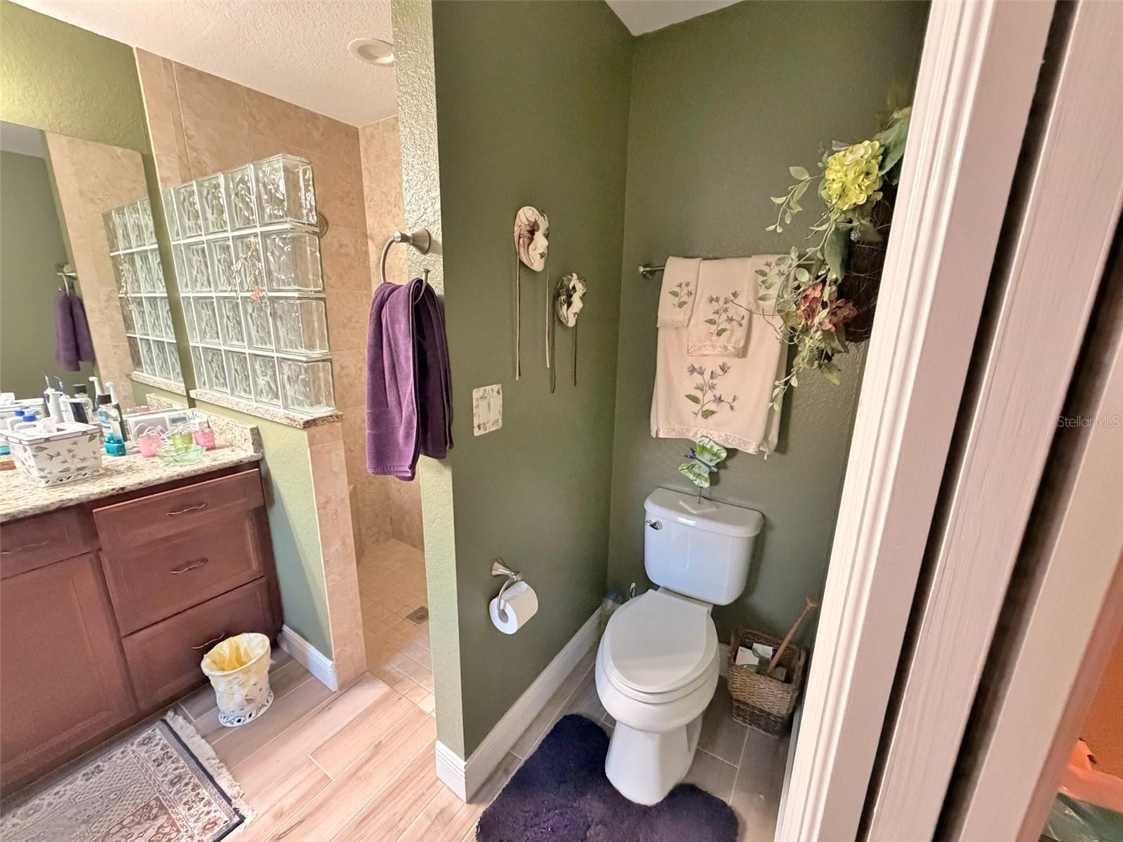 3123 CHIPLEY AVE — photo 15