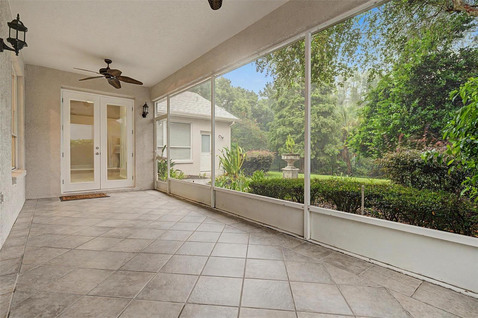19205 AUTUMN WOODS AVE — photo 35