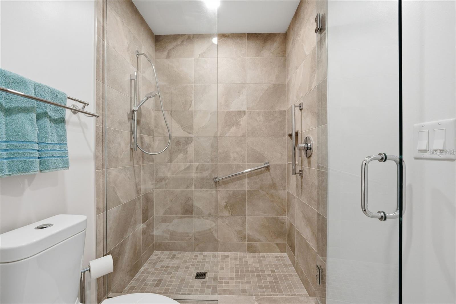 711 S PALM AVE #302 — photo 21