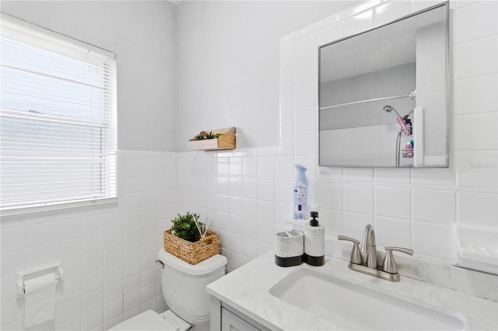 3144 W CORDELIA ST — photo 7