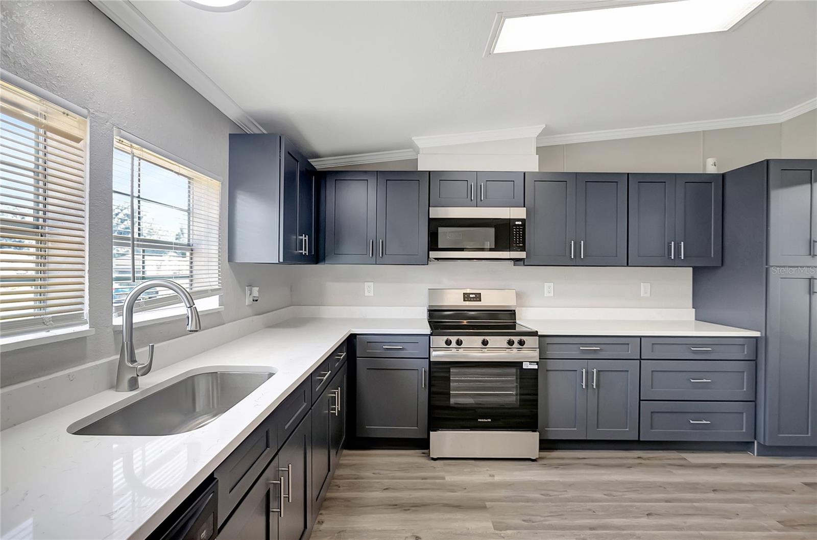 30148 CLEARVIEW DR — photo 17