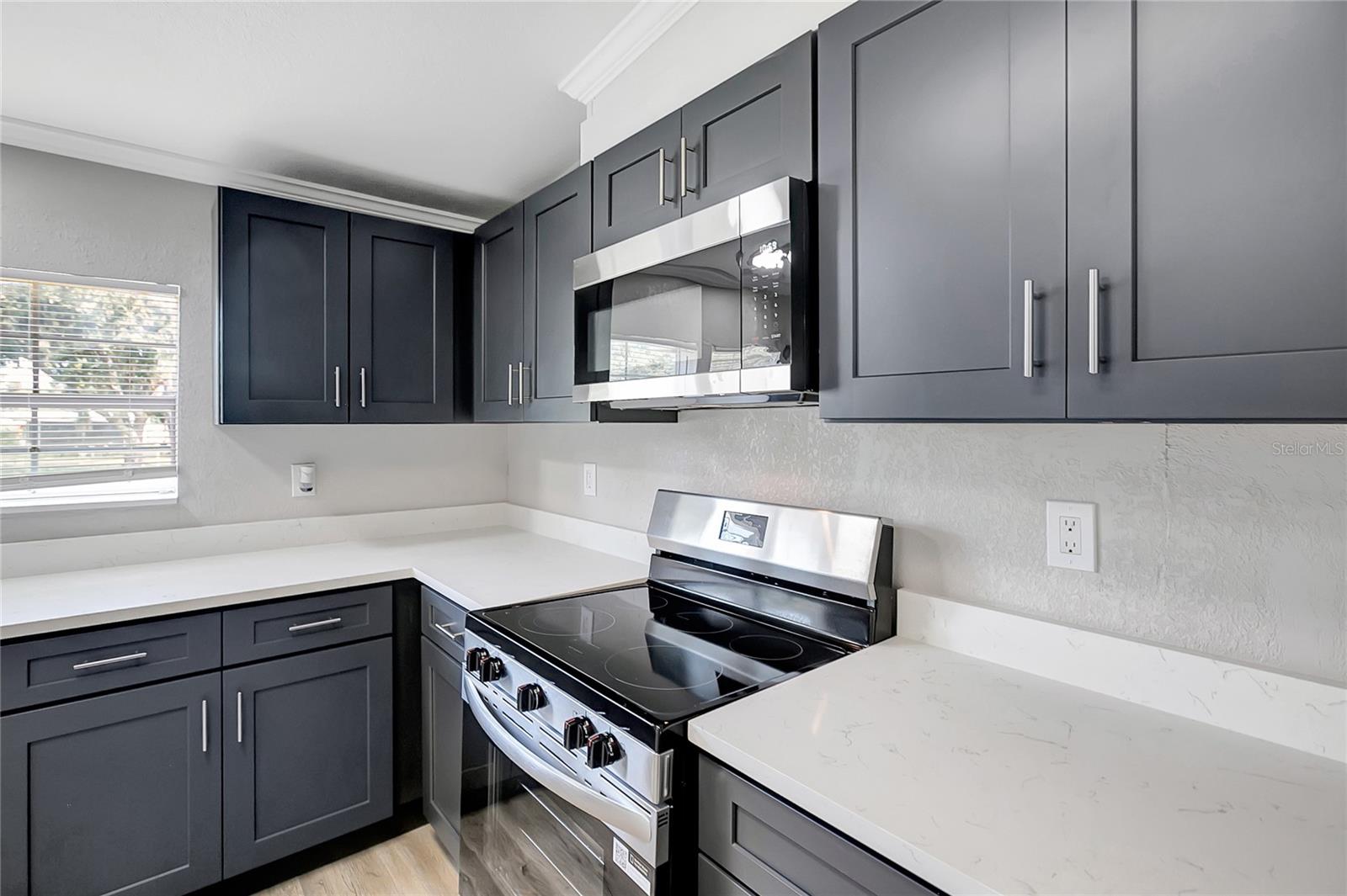 30148 CLEARVIEW DR — photo 16