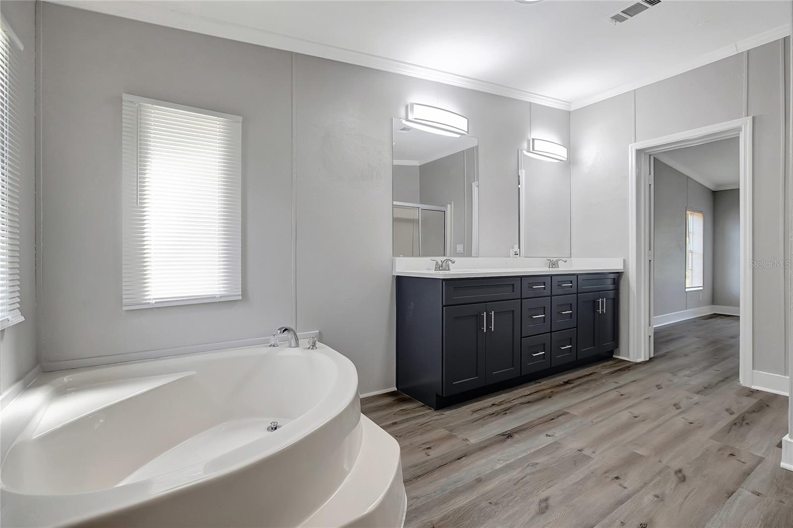 30148 CLEARVIEW DR — photo 30