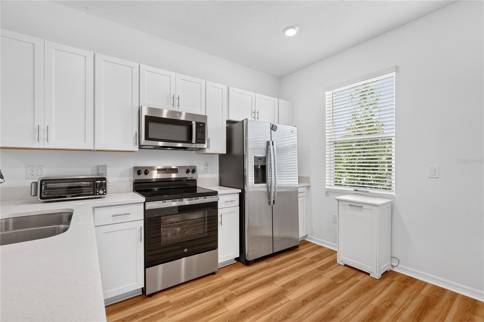 8688 DAYBREAK ST — photo 8
