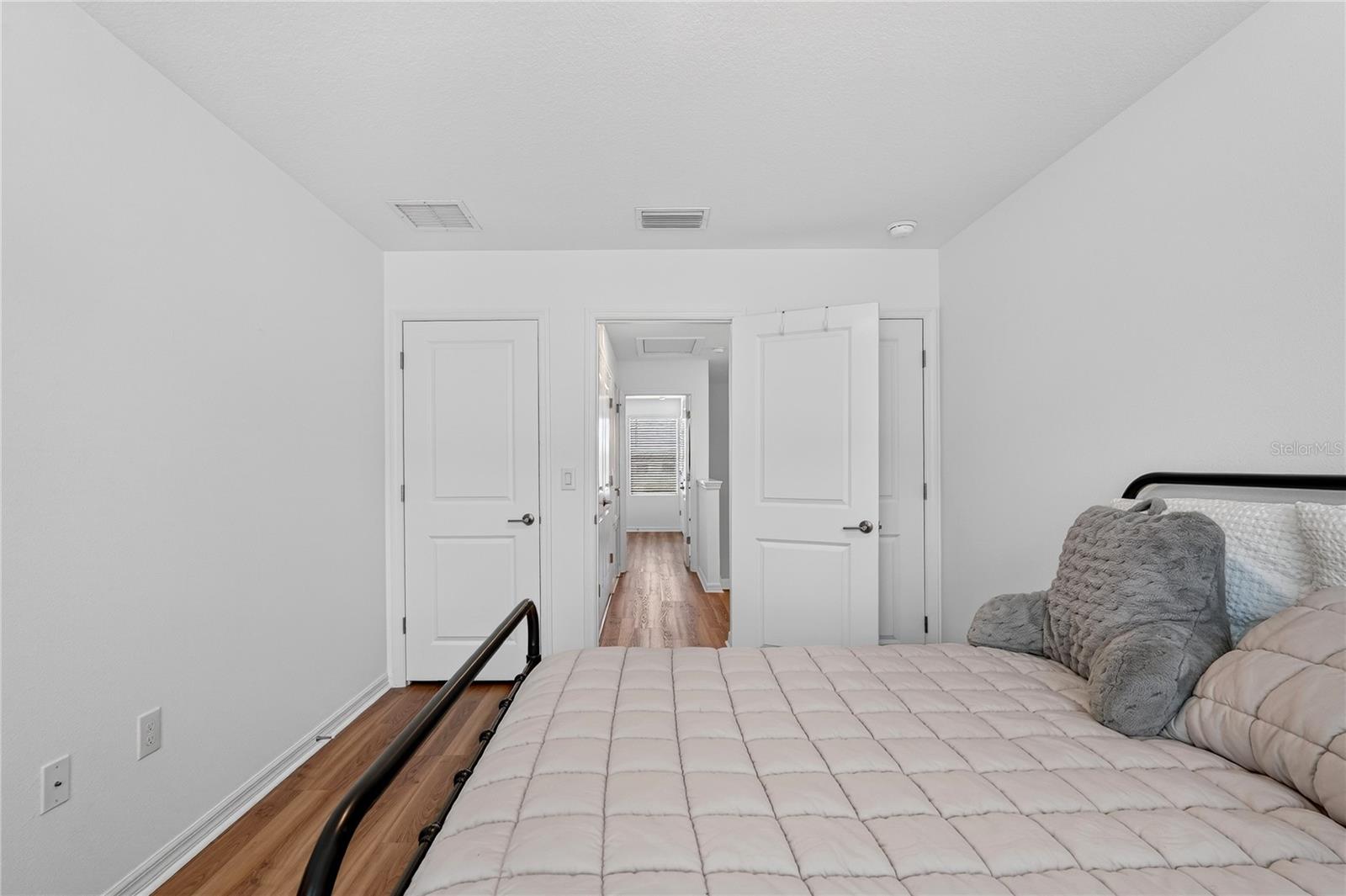 8688 DAYBREAK ST — photo 44