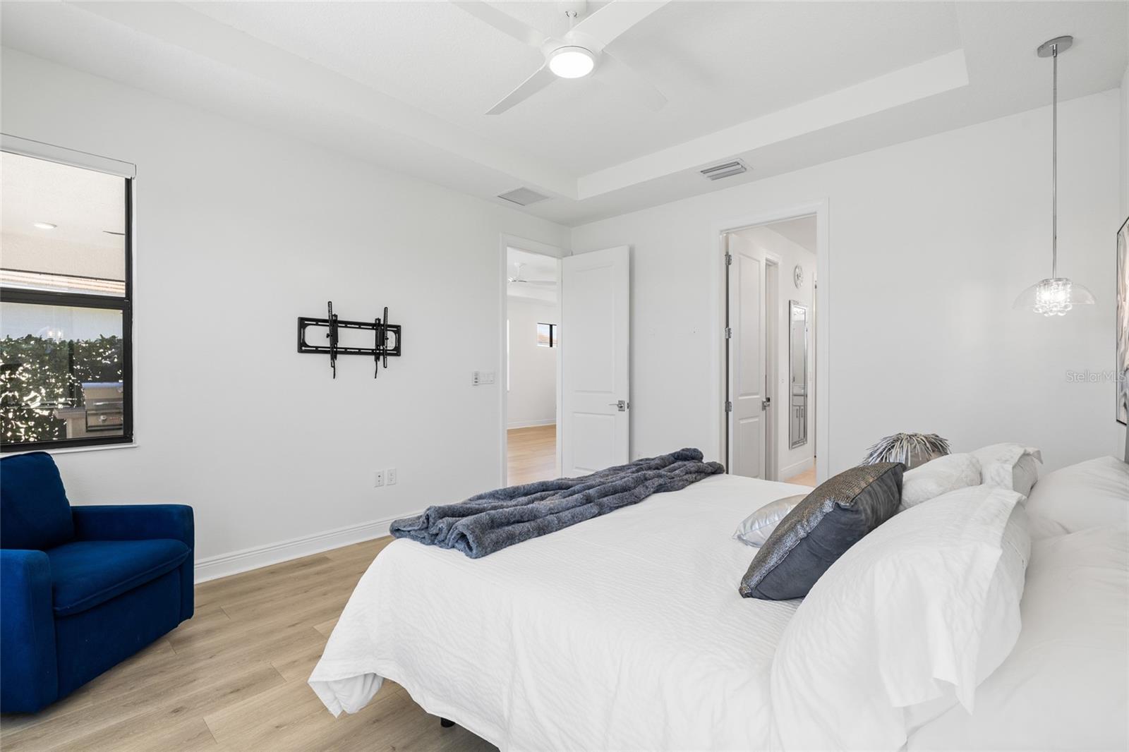 5265 BARNETT CIR — photo 24