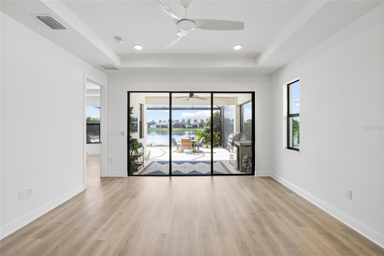 5265 BARNETT CIR — photo 14