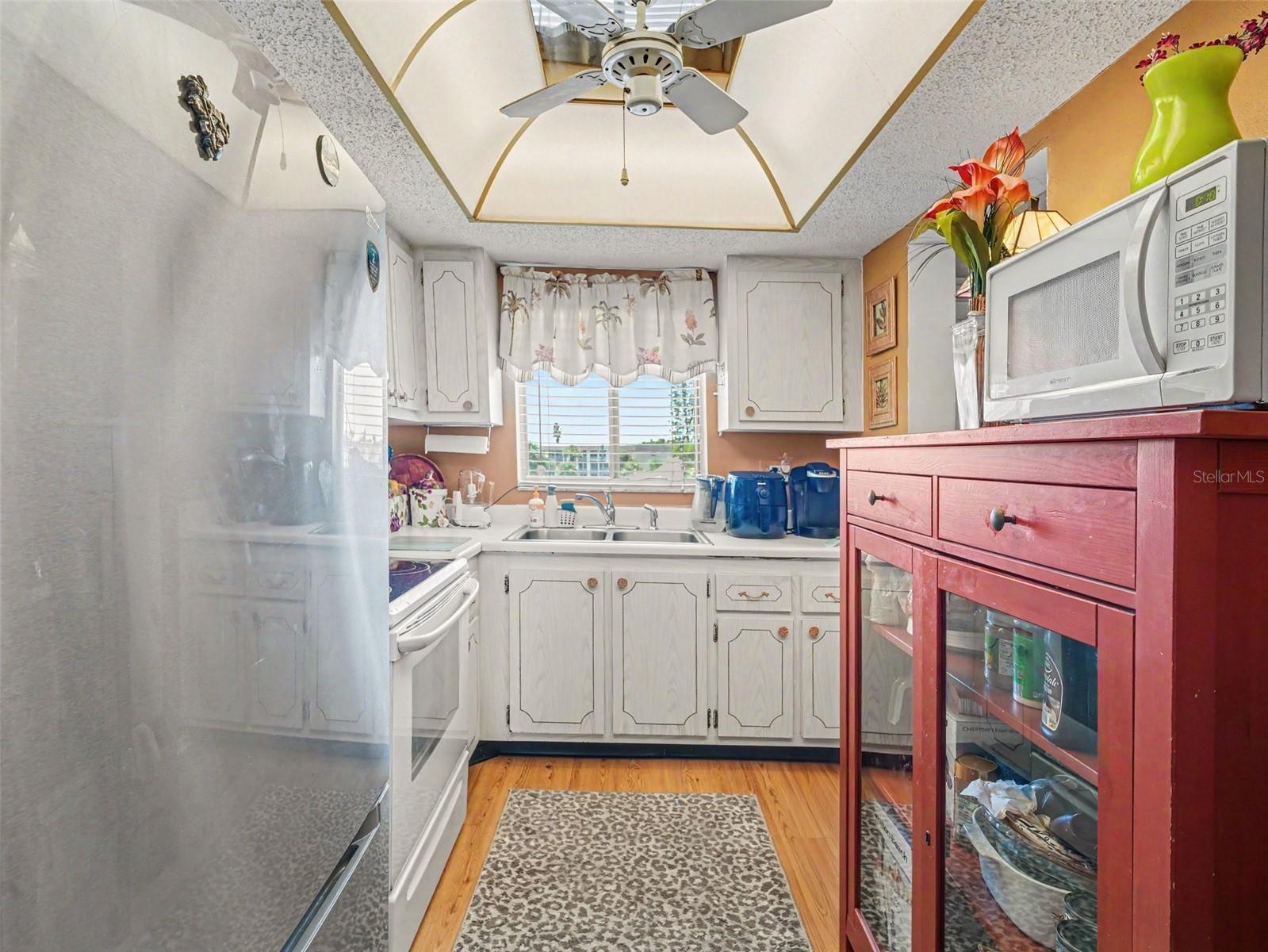 3785 LAKE BAYSHORE DR #H-405 — photo 8